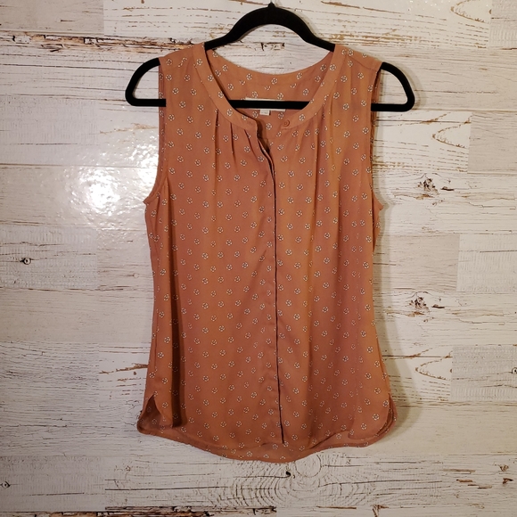 LOFT Tops - LOFT full-button down tank top